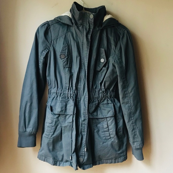 DONATED - Picture 2 of 14